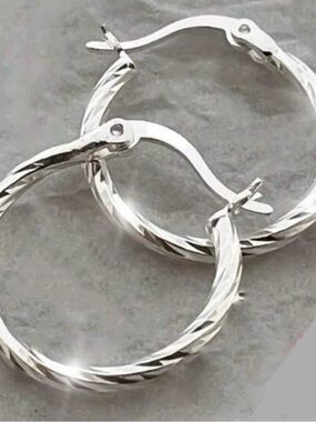 925 Sterling Silver Hoop Earrings